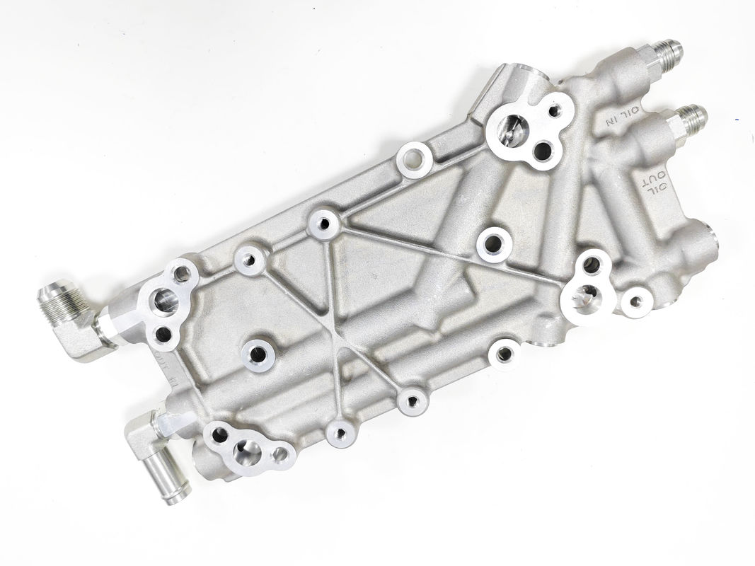 Aluminiumlegering Permanente gietvorm Precision Machining voor Truck Engine Oil Cooler