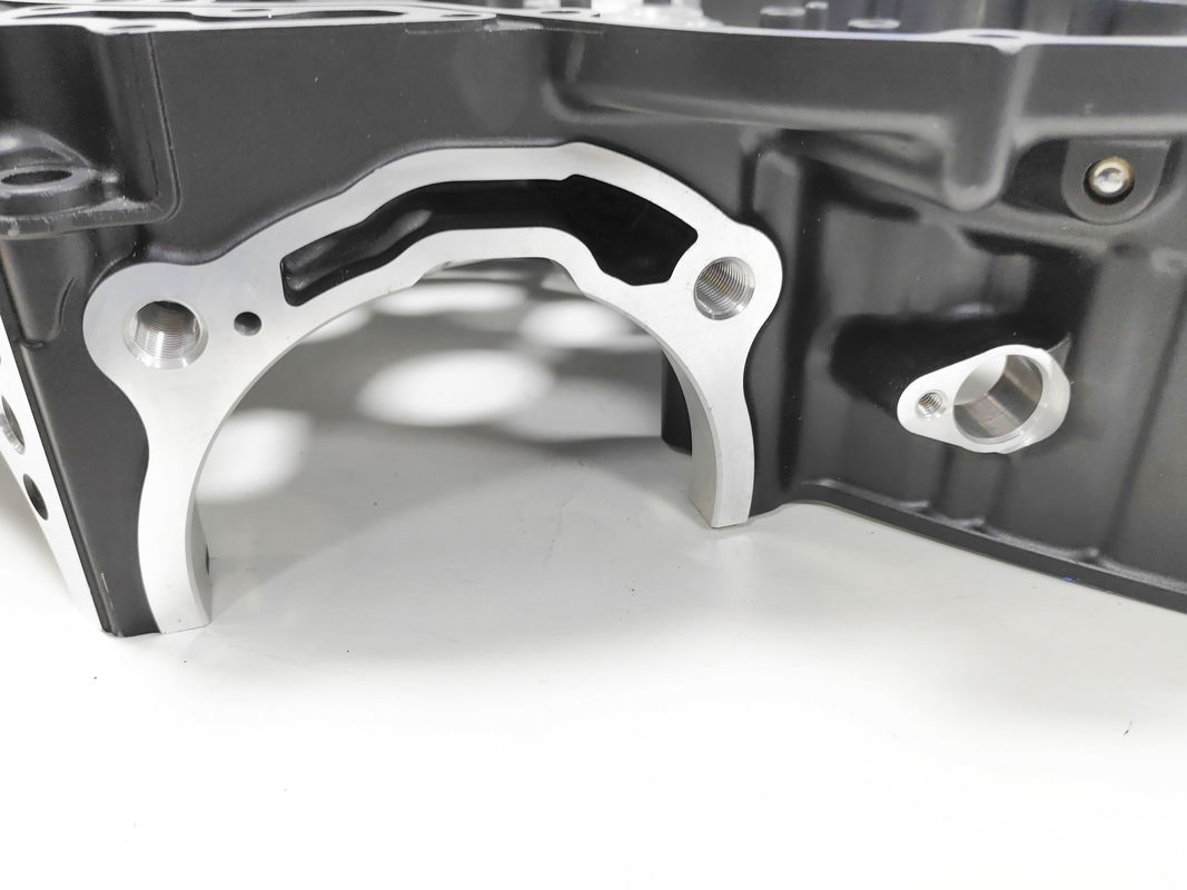 Op maat gemaakte aluminium gietonderdelen Hoogdruk motorrijtuig krukkas